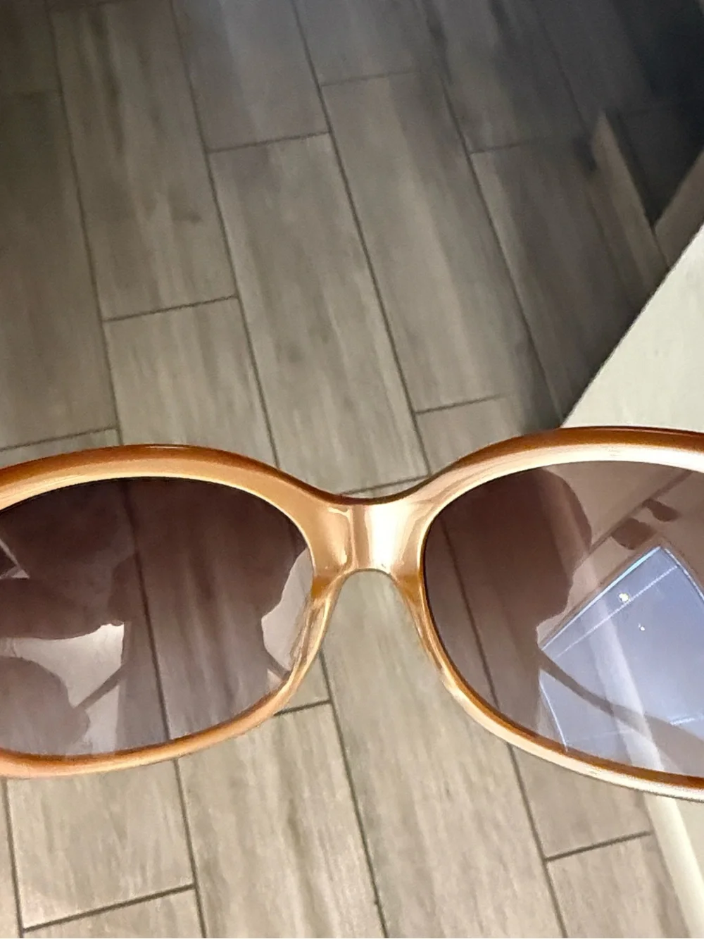 Juicy Couture Gold Oversized Sunglasses with Pink Case and Cloth